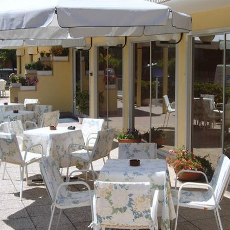 Hotel Montecarlo Nord Rimini Exteriér fotografie