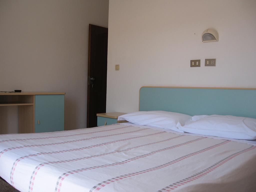 Hotel Montecarlo Nord Rimini Exteriér fotografie